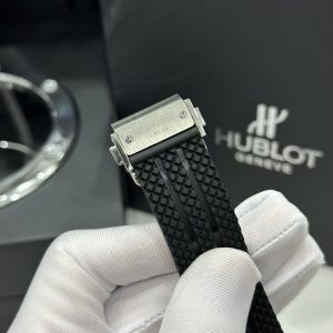 Đồng Hồ Hublot Chế Tác Big Bang Chronograph Titanium Đính Đá 1 Hàng 44mm (6)