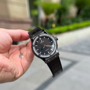 Đồng Hồ Hublot Chế Tác Vỏ Gốm Đen Ceramic Viền Đính Đá Xưởng JJZ 42mm (5)