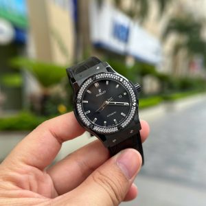 Đồng Hồ Hublot Chế Tác Vỏ Gốm Đen Ceramic Viền Đính Đá Xưởng JJZ 42mm (5)