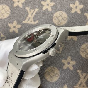 Đồng Hồ Hublot Fake Máy Nhật Miyota 8215 ZF Màu Xám Lông Chuột 42mm