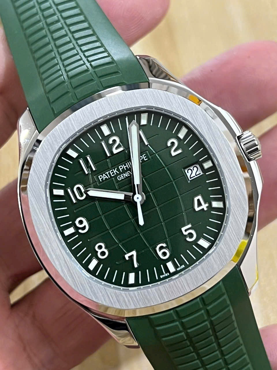 Đồng Hồ Patek Philippe Chế Tác Aquanaut 5168G Màu Xanh Lá Xưởng 3K 42mm (9) Đồng Hồ Patek Philippe Chế Tác Aquanaut 5168G Màu Xanh Lá Xưởng 3K 42mm (9)