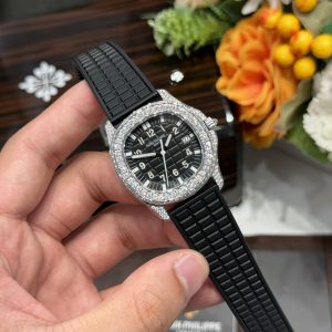 Đồng Hồ Patek Philippe Chế Tác Full Đá Moissanite Aquanaut 5067 Màu Đen (3)