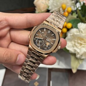 Đồng Hồ Patek Philippe Chế Tác Nautilus 5712 Mặt Chocolate Xưởng GR 40mm (1)