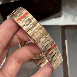 Đồng Hồ Patek Philippe Chế Tác Nautilus 5712 Mặt Chocolate Xưởng GR 40mm (8)