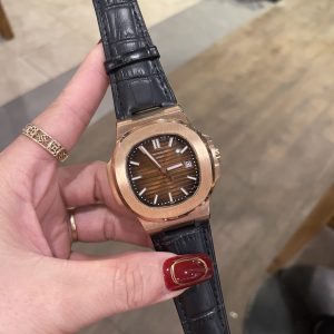 Đồng Hồ Patek Philippe Fake Máy Nhật Nautilus 5711 Dây Da Mặt Nâu 40mm (1)