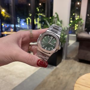 Đồng Hồ Patek Philippe Fake Máy Nhật Nautilus 5711 Mặt Xanh Lá Cây 40mm (10)
