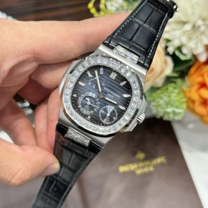 Đồng Hồ Patek Philippe Nautilus 5724G Nam Đính Đá Dây Da Xưởng GR 40mm (2)