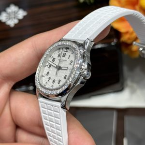 Đồng Hồ Patek Philippe Nữ Chế Tác Đá Moissanite Aquanaut 5067 Màu Trắng (2)