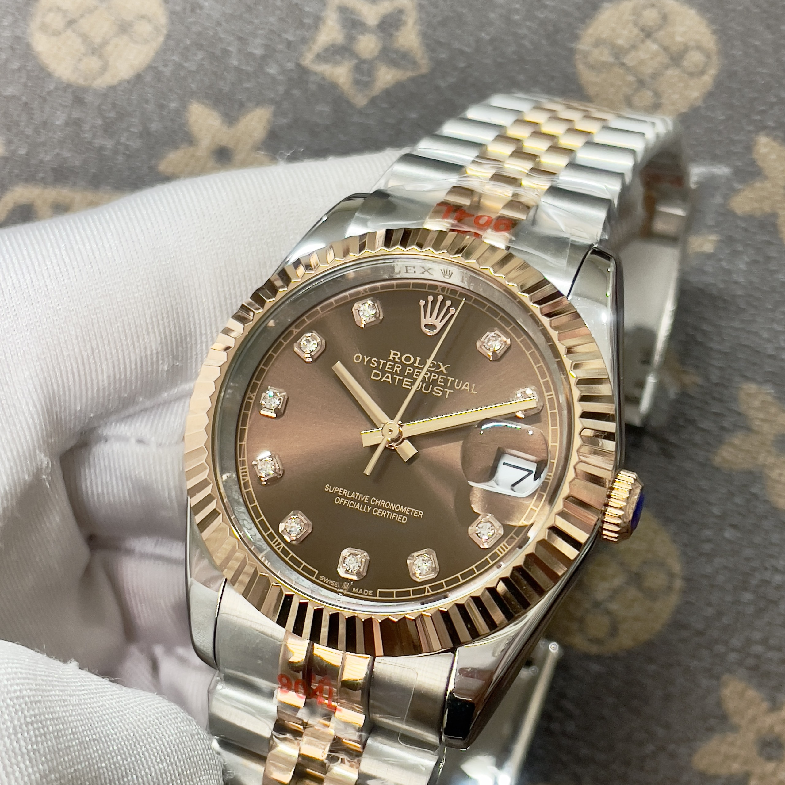 Đồng Hồ Rolex Fake Máy Nhật DateJust Chocolate Dây Demi 31-36-41mm (4) Đồng Hồ Rolex Fake Máy Nhật DateJust Chocolate Dây Demi 31-36-41mm (1)