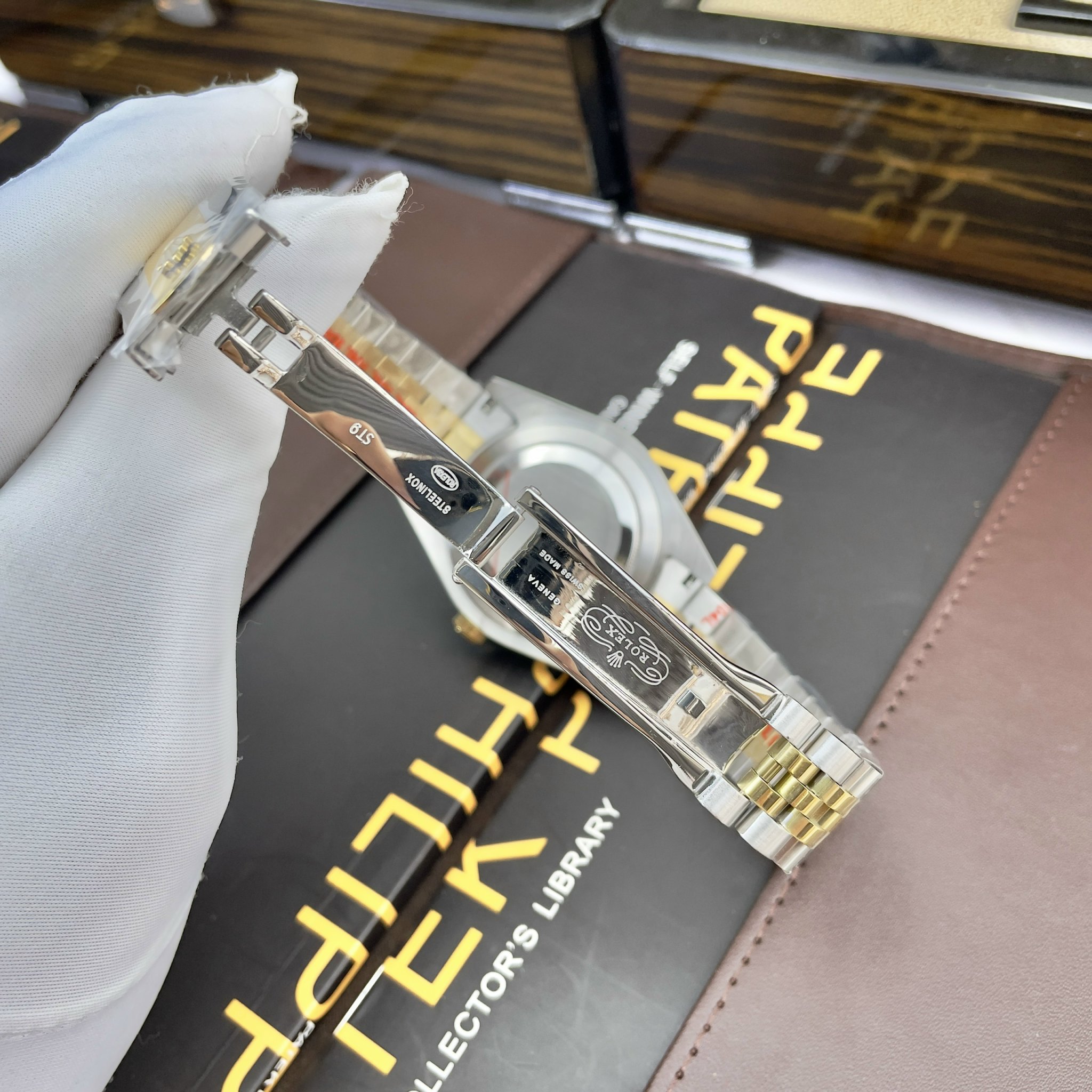 Đồng Hồ Rolex Fake Máy Nhật Demi Gold DateJust 31-36-41mm (6) Đồng Hồ Rolex Fake Máy Nhật Demi Gold DateJust 31-36-41mm (9)