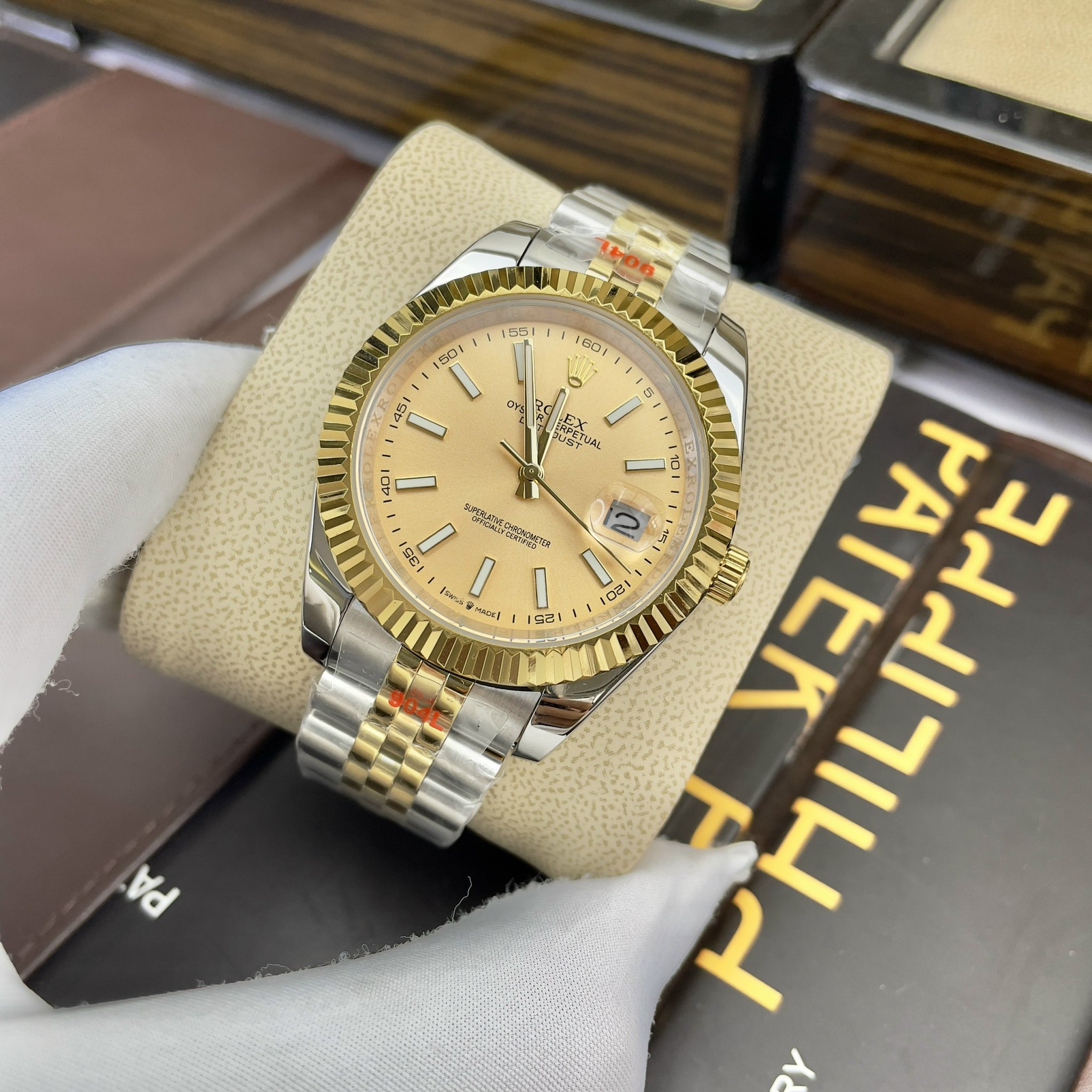Đồng Hồ Rolex Fake Máy Nhật Demi Gold DateJust 31-36-41mm (7) Đồng Hồ Rolex Fake Máy Nhật Demi Gold DateJust 31-36-41mm (9)
