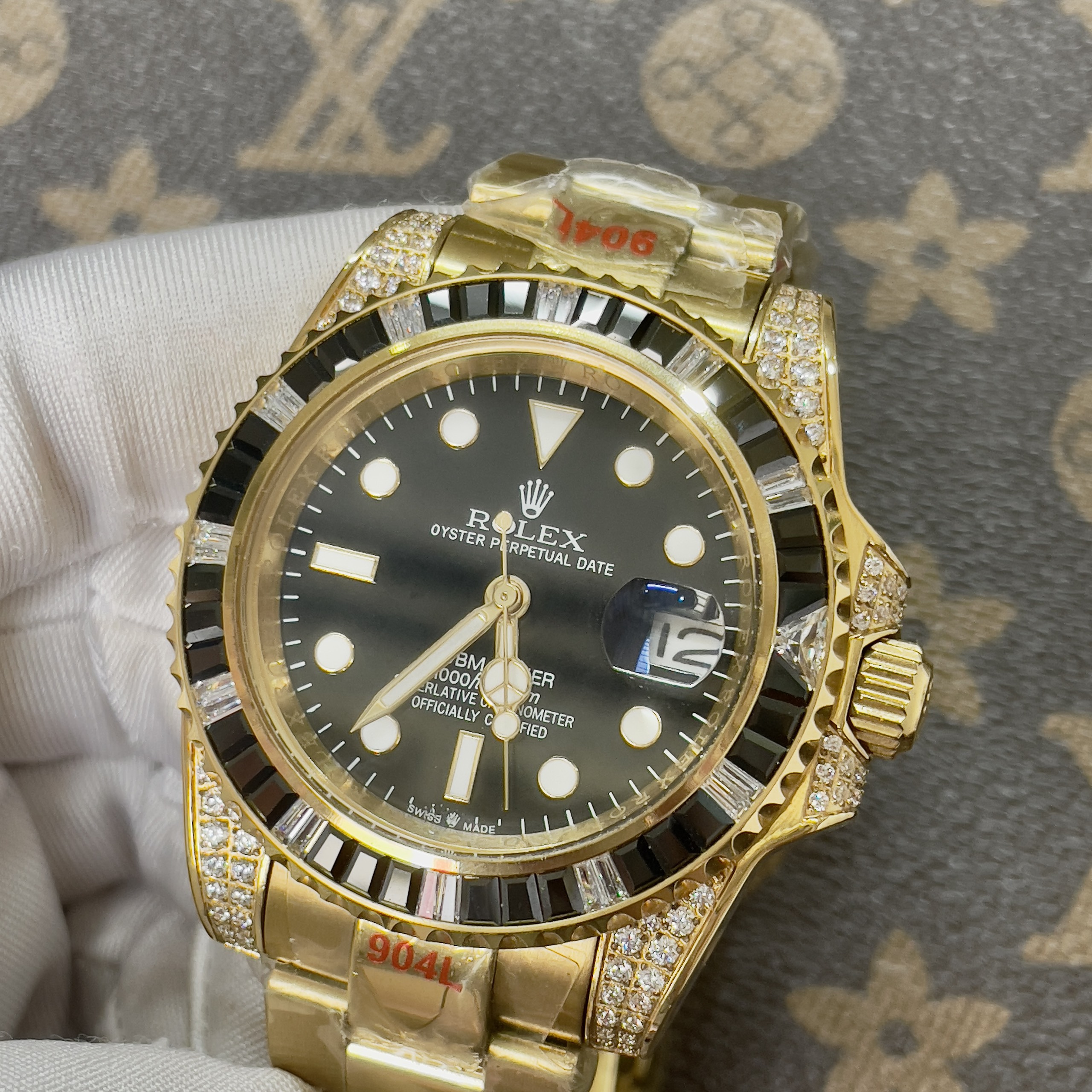 Đồng Hồ Rolex Fake Máy Nhật Submariner Đính Đá Đen 40mm (1) Đồng Hồ Rolex Fake Máy Nhật Submariner Đính Đá Đen 40mm (1)