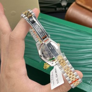 Đồng Hồ Rolex Nữ Chế Tác Bọc Vàng Mặt Số Vàng Champagne Xưởng GM 31mm (3)