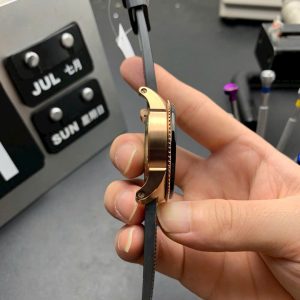 Đồng Hồ Cartier Calibre De Cartier Diver Replica Cao Cấp Xưởng JF 42mm (6)