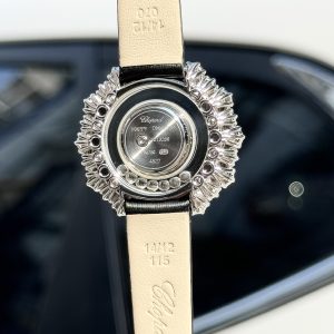 Đồng Hồ Chopard Đính Moissanite Mặt Bông Hoa Đá Xoay Chế Tác Hong Kong 38mm (6)