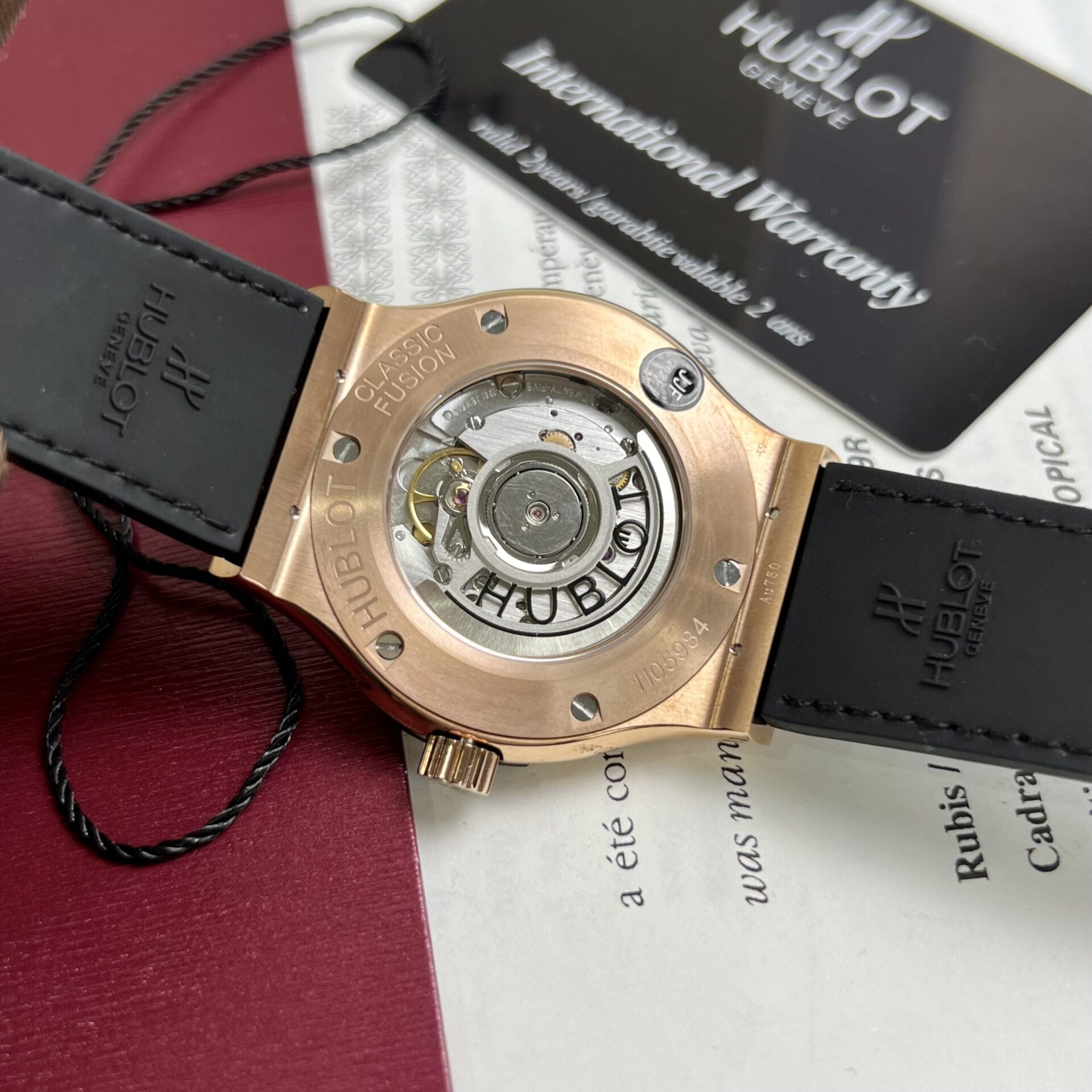 Đồng Hồ Hublot Nam Rep 11 Classic Fusion King Gold Màu Xanh Lá JJF 42mm (2) Đồng Hồ Hublot Nam Rep 11 Classic Fusion King Gold Màu Xanh Lá JJF 42mm (1)