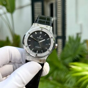 Đồng Hồ Hublot Nam Rep 1:1 Đính Đá Màu Đen Xưởng HB 42mm