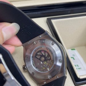 Đồng Hồ Hublot Orlinski Fake Máy Nhật Nam Màu Đen 44mm (6)