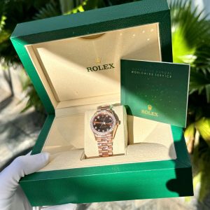 Đồng Hồ Nữ Rolex Phủ Vàng Hồng Đính Moissanite Mặt Socola 31mm (3)