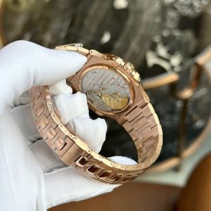 Đồng Hồ Patek Philippe Fake Cao Cấp Nautilus 5712 Mặt Đen GRF 40mm (1)