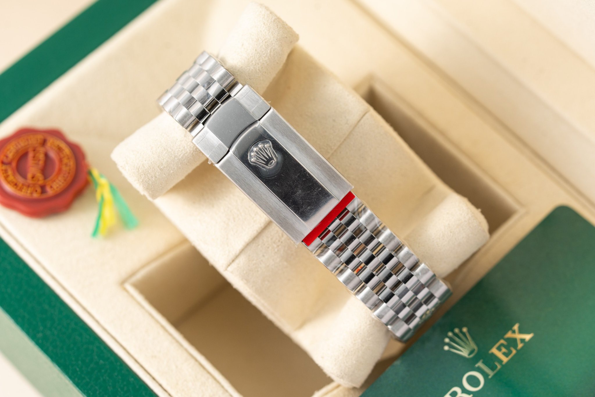 Đồng Hồ Rolex Chế Tác DateJust 126234 Mặt Xám Cọc Số Đá Xưởng Clean 36mm (9) Đồng Hồ Rolex Chế Tác DateJust 126234 Mặt Xám Cọc Số Đá Xưởng Clean 36mm (5)