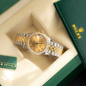 Đồng Hồ Rolex Chế Tác Mặt Vàng Champagne Nữ Đính Đá 31mm (1)
