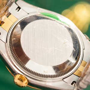 Đồng Hồ Rolex Chế Tác Mặt Xà Cừ Cọc Số Đính Đá Nữ 31mm (1)