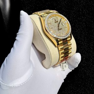 Đồng Hồ Rolex Day-Date Đính Đá Moissanite Full Mặt Bọc Vàng 18K 40mm (6)