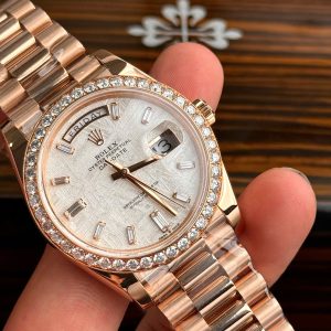 Đồng Hồ Rolex Day-Date Phủ Vàng Độ Mặt Thiên Thạch Đá Moissanite 40mm (2)