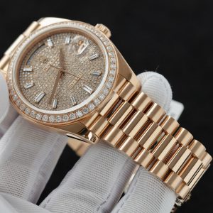 Đồng Hồ Rolex Day-Date Vàng Nguyên Khối Kim Cương Tự Nhiên (1)