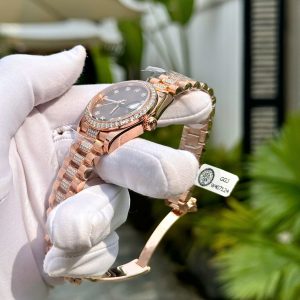 Đồng Hồ Rolex Nữ Đính Full Đá Moissanite Phủ Vàng Hồng 18K 31mm (1)