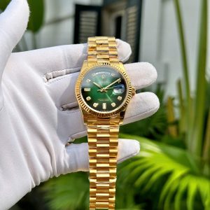 Đồng Hồ Rolex Phủ Vàng Đính Moissanite Mặt Số Xanh Ombre 36mm (1)