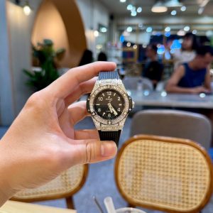 Đồng Hồ Hublot Dây Cao Su Màu Đen Đính Full Đá Big Bang One Click 39mm (1)