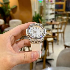 Đồng Hồ Hublot Dây Cao Su Màu Trắng Đính Full Đá Big Bang One Click 39mm (2)