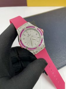 Đồng Hồ Hublot Giá 2 Triệu Là Gì Gợi Ý TOP 3 Sản Phẩm Dành Cho Bạn