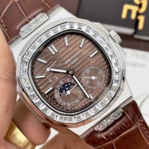 Đồng Hồ Patek Philippe Nautilus 5724 Màu Nâu Fake Máy Nhật 40mm (1)