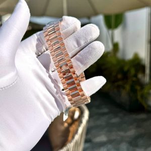 Đồng Hồ Rolex Day-Date Mặt Nâu Phủ Vàng 18K Đính Moissanite Baguette 40mm (2)