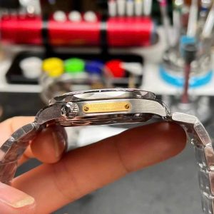 Đồng Hồ Omega Seamaster Diver 300M James Bond Rep Cao Cấp Nhất 42mm (10)