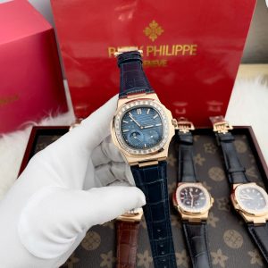 Đồng Hồ Patek Philippe Fake Cao Cấp Màu Xanh Nautilus 5724R 40mm (1)