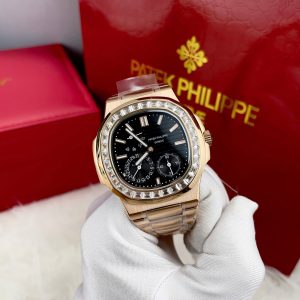 Đồng Hồ Patek Philippe Máy Cơ Nhật Nautilus 5724 Mặt Đen Fake 40mm (6)