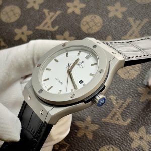 Đồng Hồ Hublot Automatic Nam Mặt Trắng Vỏ Nhám Fake Máy Cơ Nhật 42mm (1)