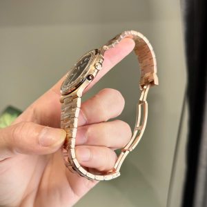 Đồng Hồ Patek Philippe Chế Tác Bọc Vàng Hồng Đính Moissanite Nautilus 5711 40mm (2)