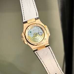 Đồng Hồ Patek Philippe Chế Tác Đính Đá Moissanite Hong Kong Nautilus 5711 (1)