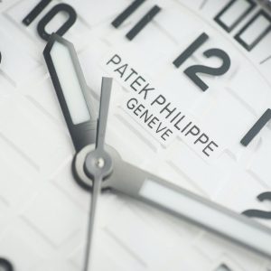 Đồng Hồ Patek Philippe Nữ Dây Cao Su Màu Trắng Aquanaut 5067 Xưởng PPF 35 (9)