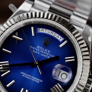 Đồng Hồ Rolex Chế Tác Day-Date 228236 Mặt Xanh Blue Ombré Xưởng QF 185 Grams 40mm (1)