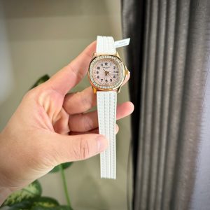 Đồng Hồ Patek Philippe Aquanaut 5072R Phủ Vàng Đính Đá Moissanite Baguette (8)