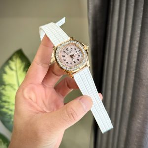 Đồng Hồ Patek Philippe Aquanaut 5072R Phủ Vàng Đính Đá Moissanite Baguette (8)