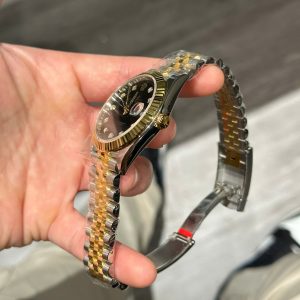 Đồng Hồ Rolex DateJust 126331 Mặt Số Đen Đính Đá Replica Cao Cấp 41mm (1)