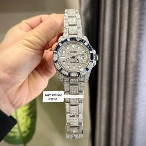 Đồng Hồ Rolex Chế Tác Đá Moissanite GMT Master II Viền Đá Sapphire 40mm (6)