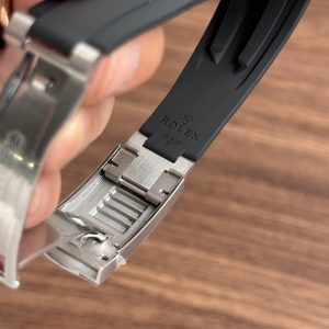 Đồng Hồ Rolex Nam Rep 11 Mặt Trắng Sky Dweller Dây Cao Su Màu Đen 42mm (6)